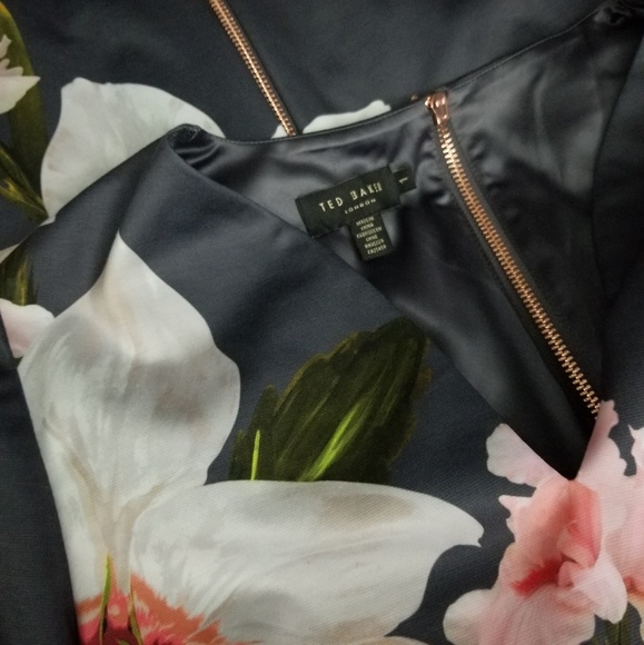 🍒NWOT🍒 TED BAKER BISSLEE CHATSWORTH BODYCON - Picture 8 of 8